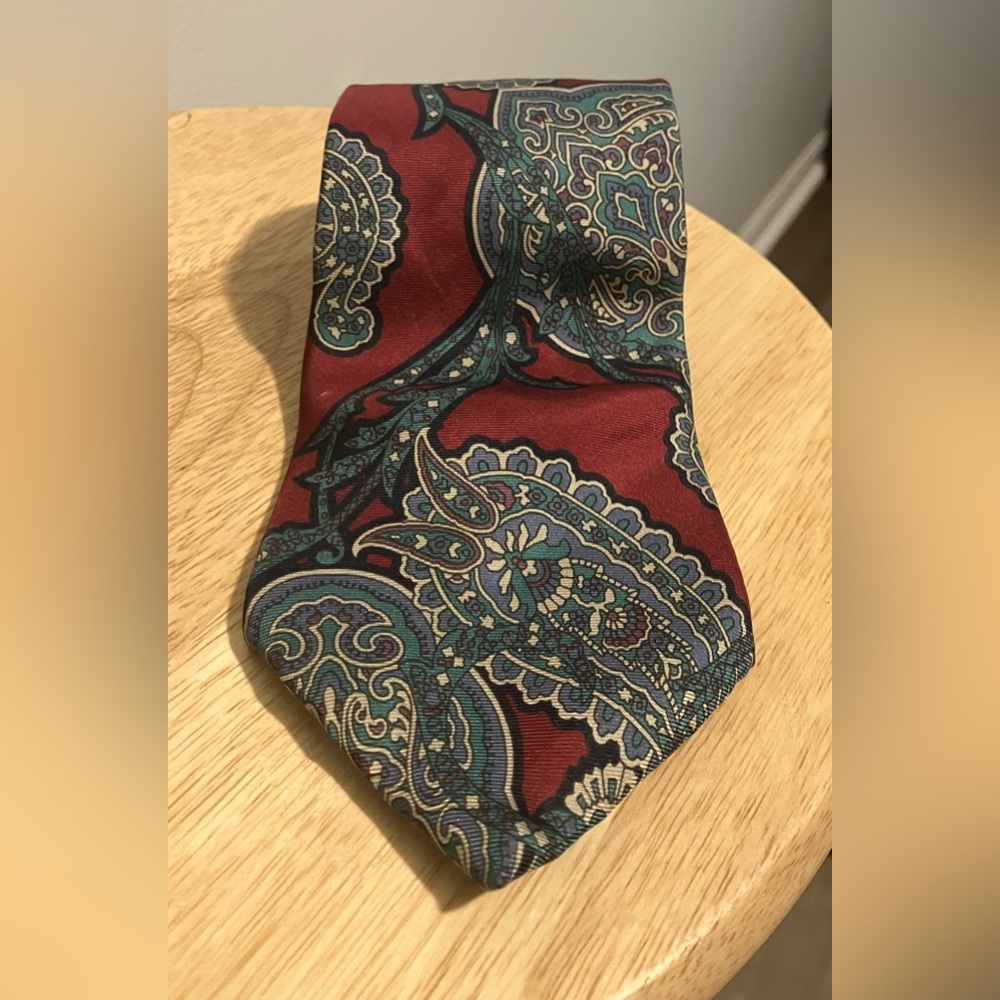 Stafford Paisley Tie in Burgundy and Teal